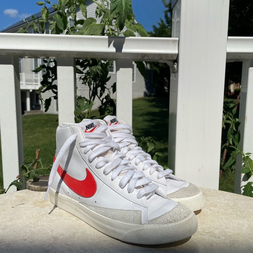 Blazer Mid ‘77